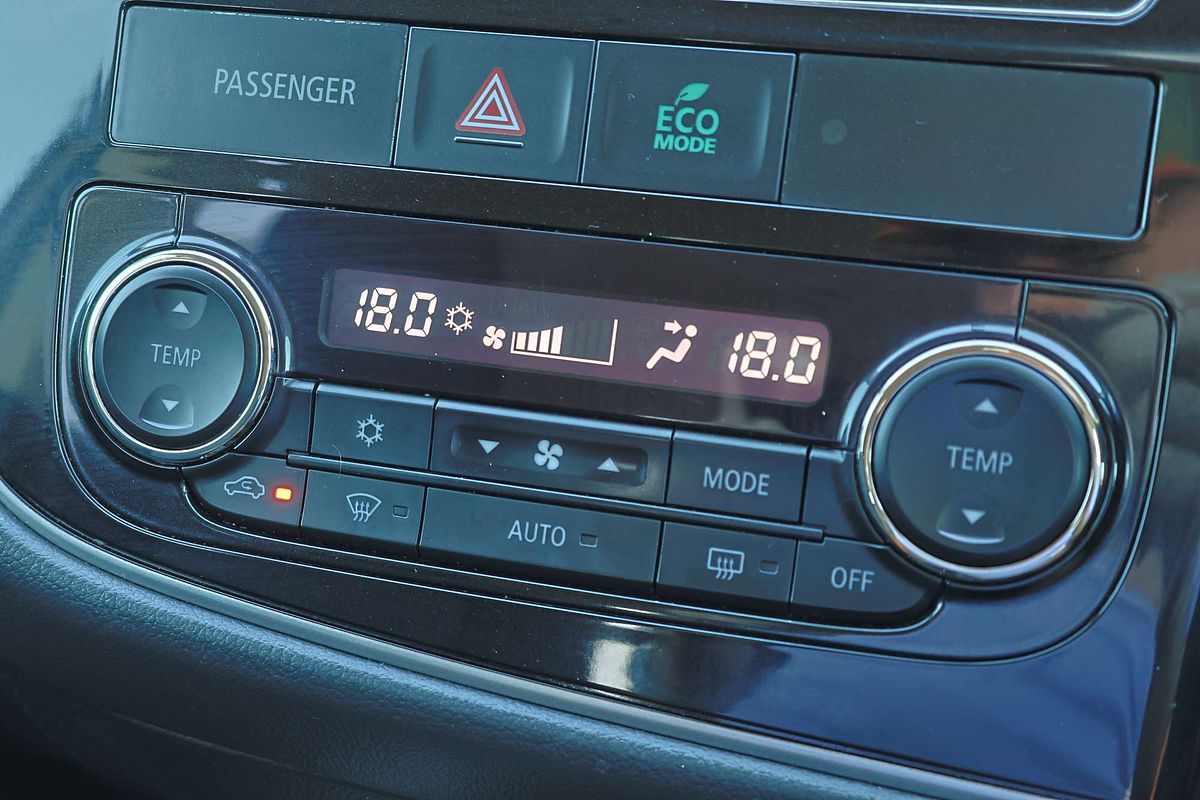 2017 Mitsubishi Outlander LS SAFETY PACK (4x2) ZK MY17