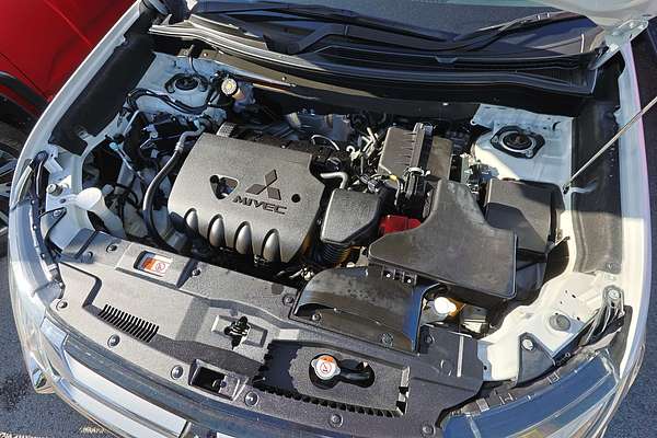 2017 Mitsubishi Outlander LS SAFETY PACK (4x2) ZK MY17