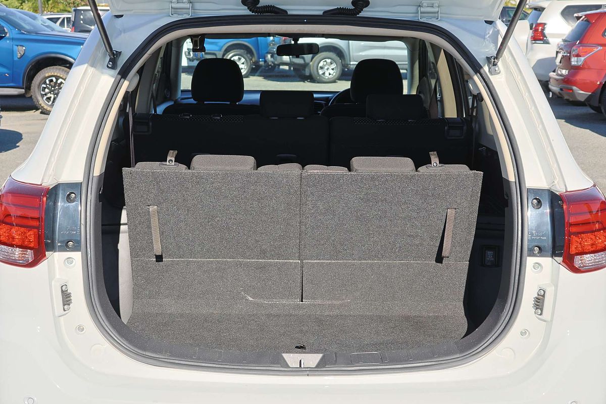 2017 Mitsubishi Outlander LS SAFETY PACK (4x2) ZK MY17