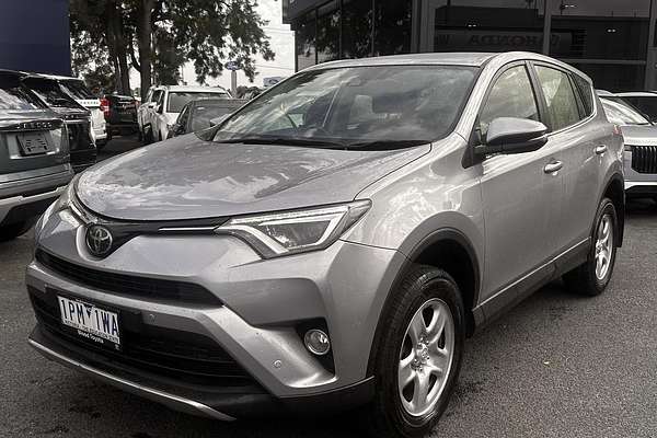 2018 Toyota RAV4 GX ZSA42R
