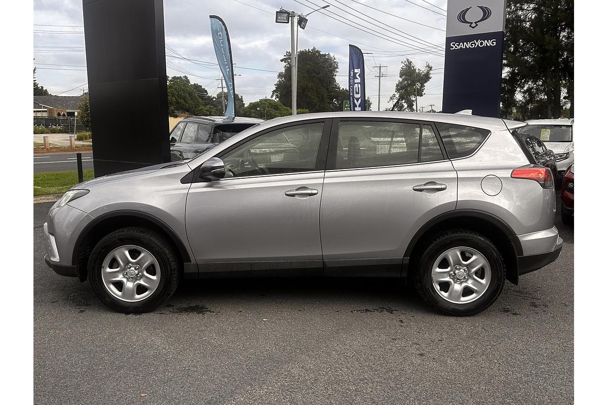 2018 Toyota RAV4 GX ZSA42R