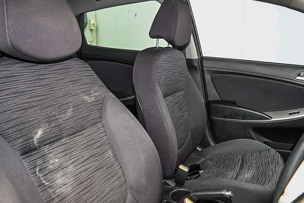 2016 Hyundai Accent Active RB4