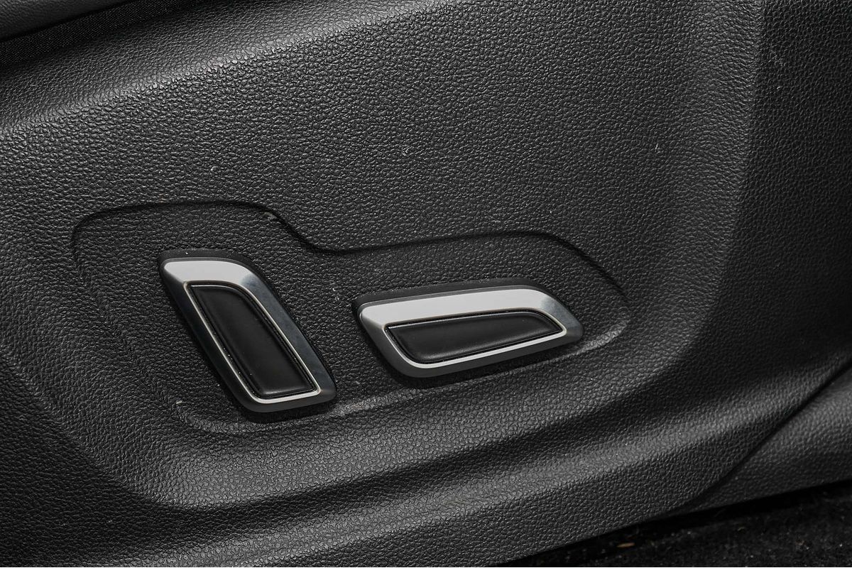 2021 MG HS PHEV Essence SAS23