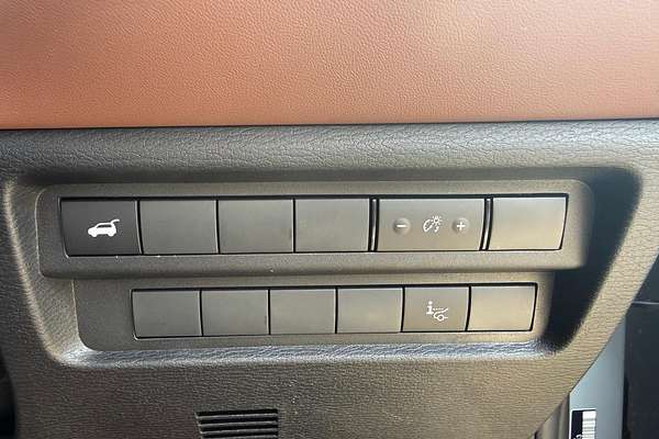 2025 Mitsubishi Outlander Exceed Tourer ZM