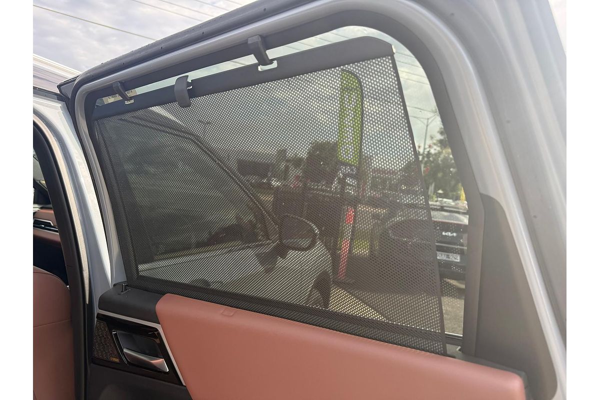 2025 Mitsubishi Outlander Exceed Tourer ZM