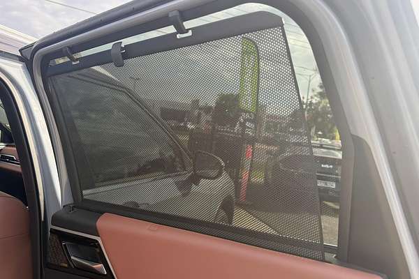 2025 Mitsubishi Outlander Exceed Tourer ZM