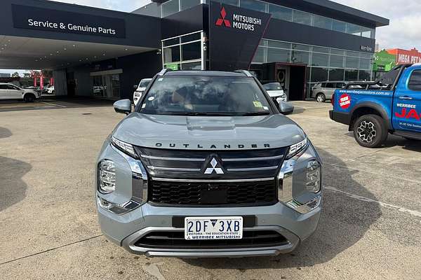 2025 Mitsubishi Outlander Exceed Tourer ZM