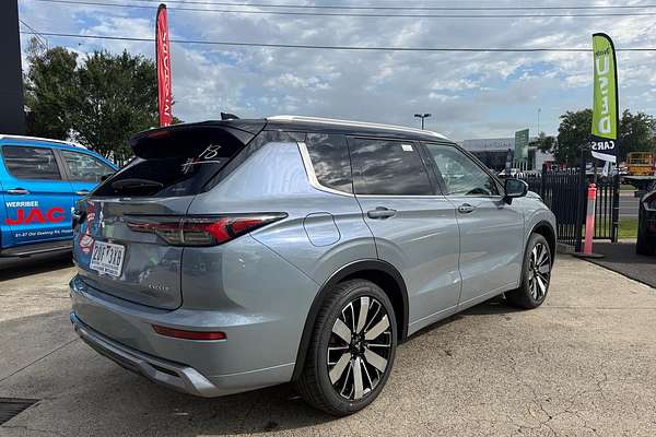 2025 Mitsubishi Outlander Exceed Tourer ZM