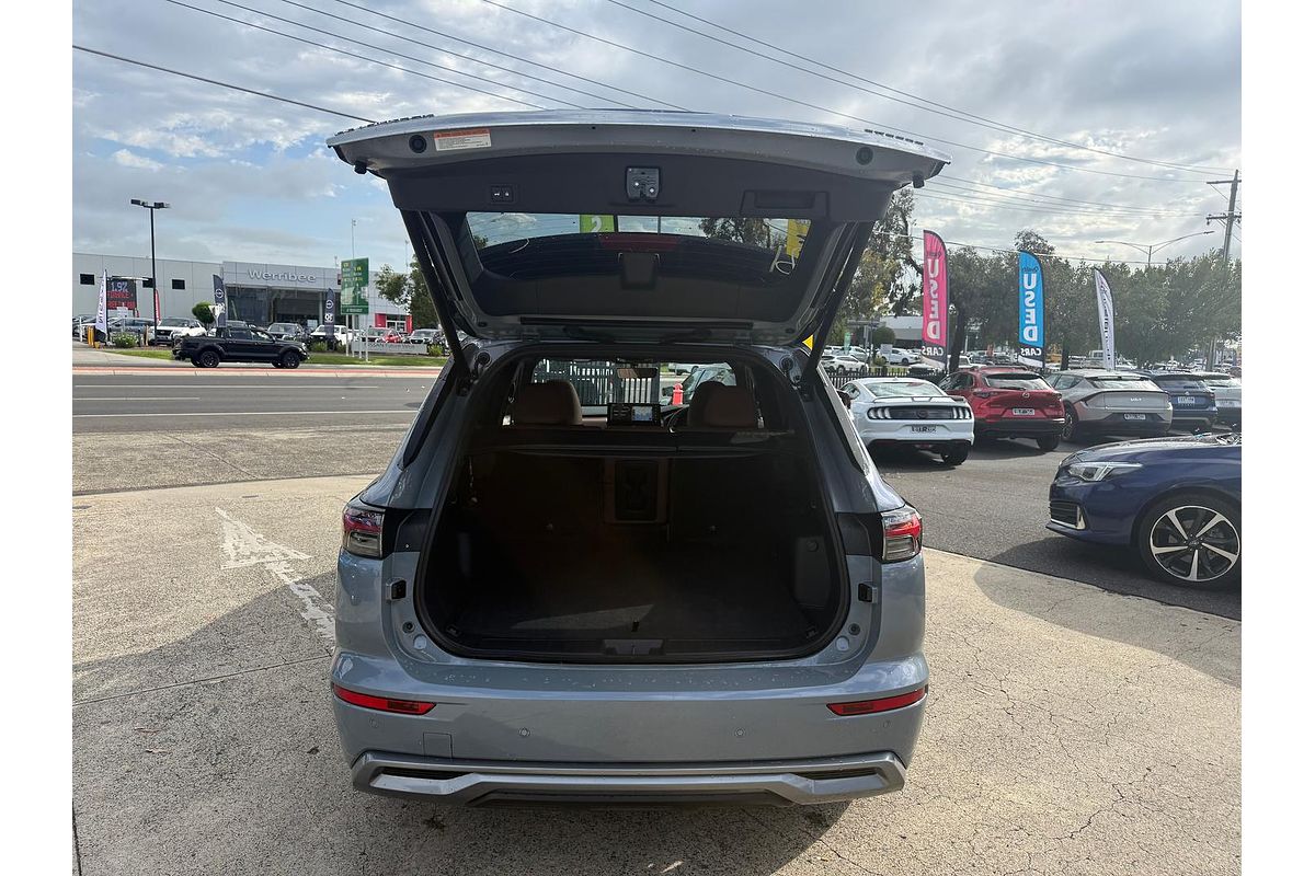 2025 Mitsubishi Outlander Exceed Tourer ZM