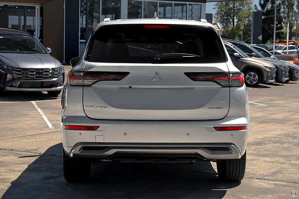 2025 Mitsubishi Outlander Exceed ZM