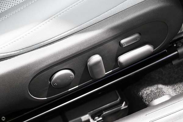 2025 Hyundai Kona Premium SX2.V3