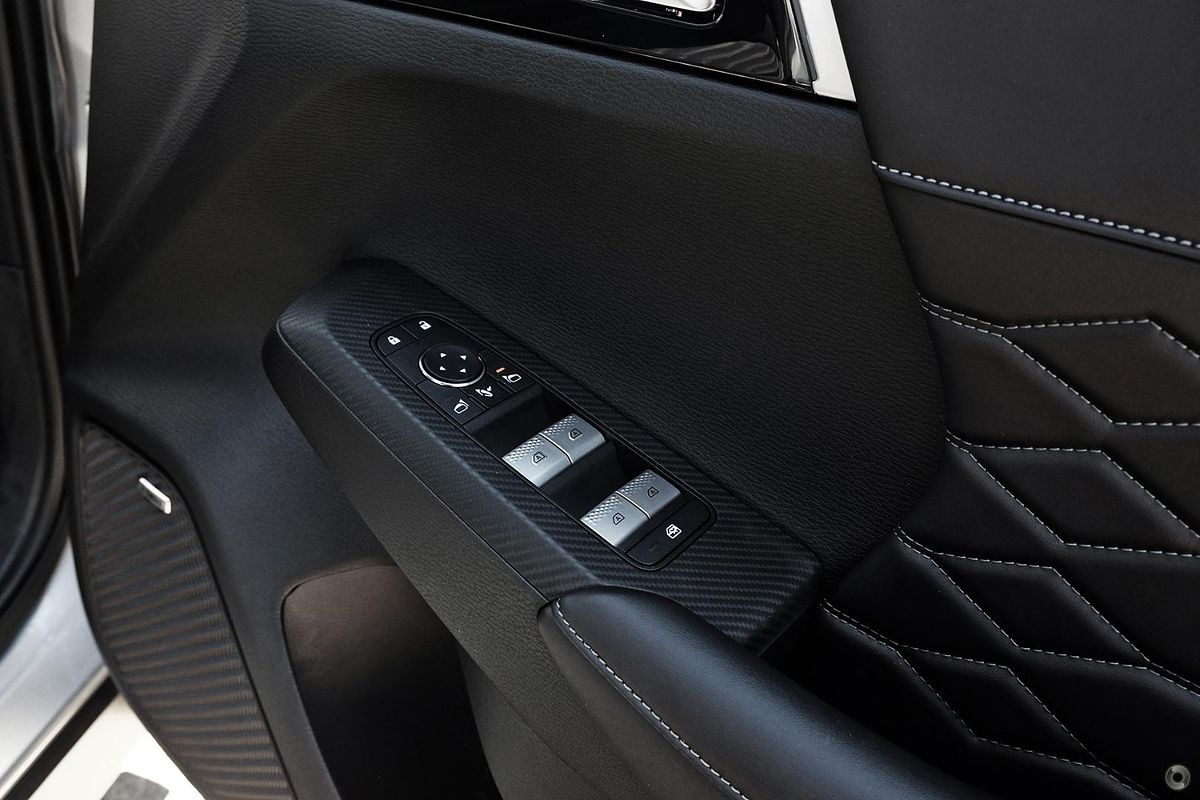 2025 Mitsubishi Outlander Exceed ZM