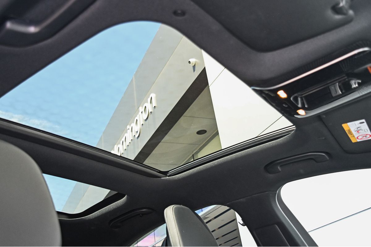 2022 Mercedes-Benz C-Class C200 W206