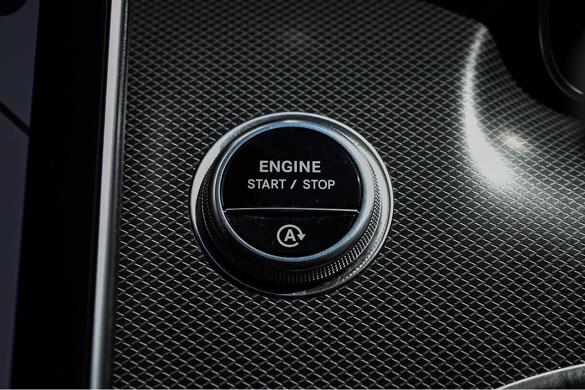 2022 Mercedes-Benz C-Class C200 W206