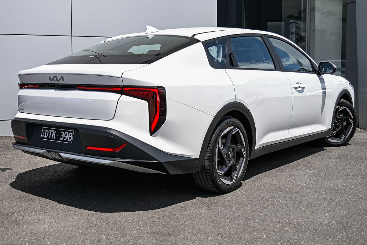 2025 Kia K4 Sport CL4m