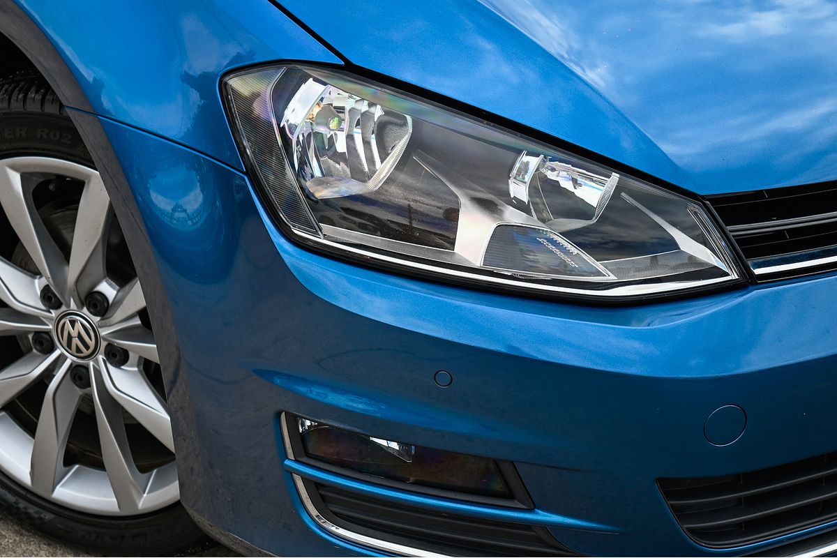 2015 Volkswagen Golf 103TSI Highline 7