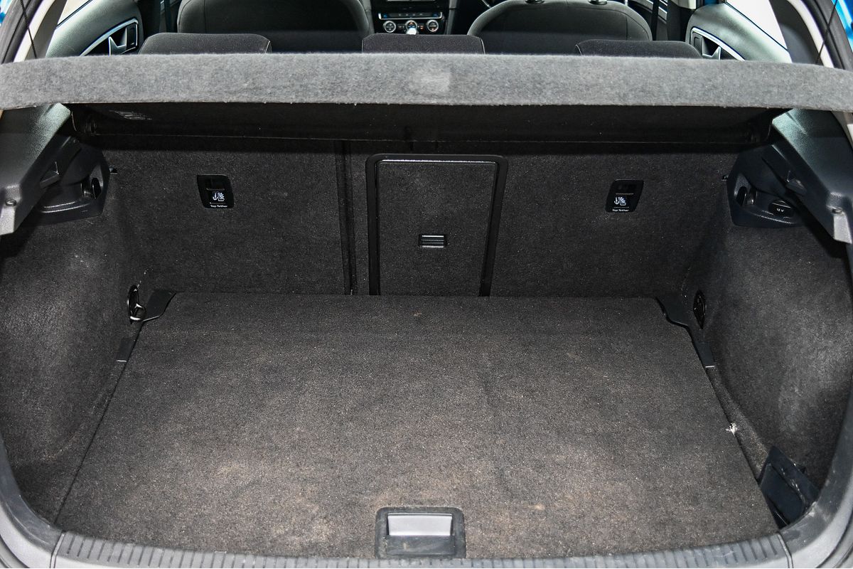 2015 Volkswagen Golf 103TSI Highline 7