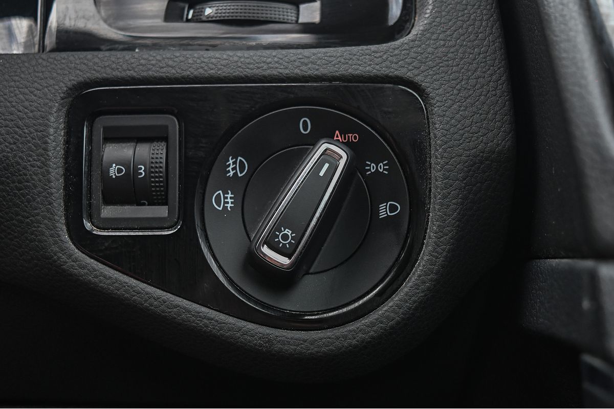 2015 Volkswagen Golf 103TSI Highline 7