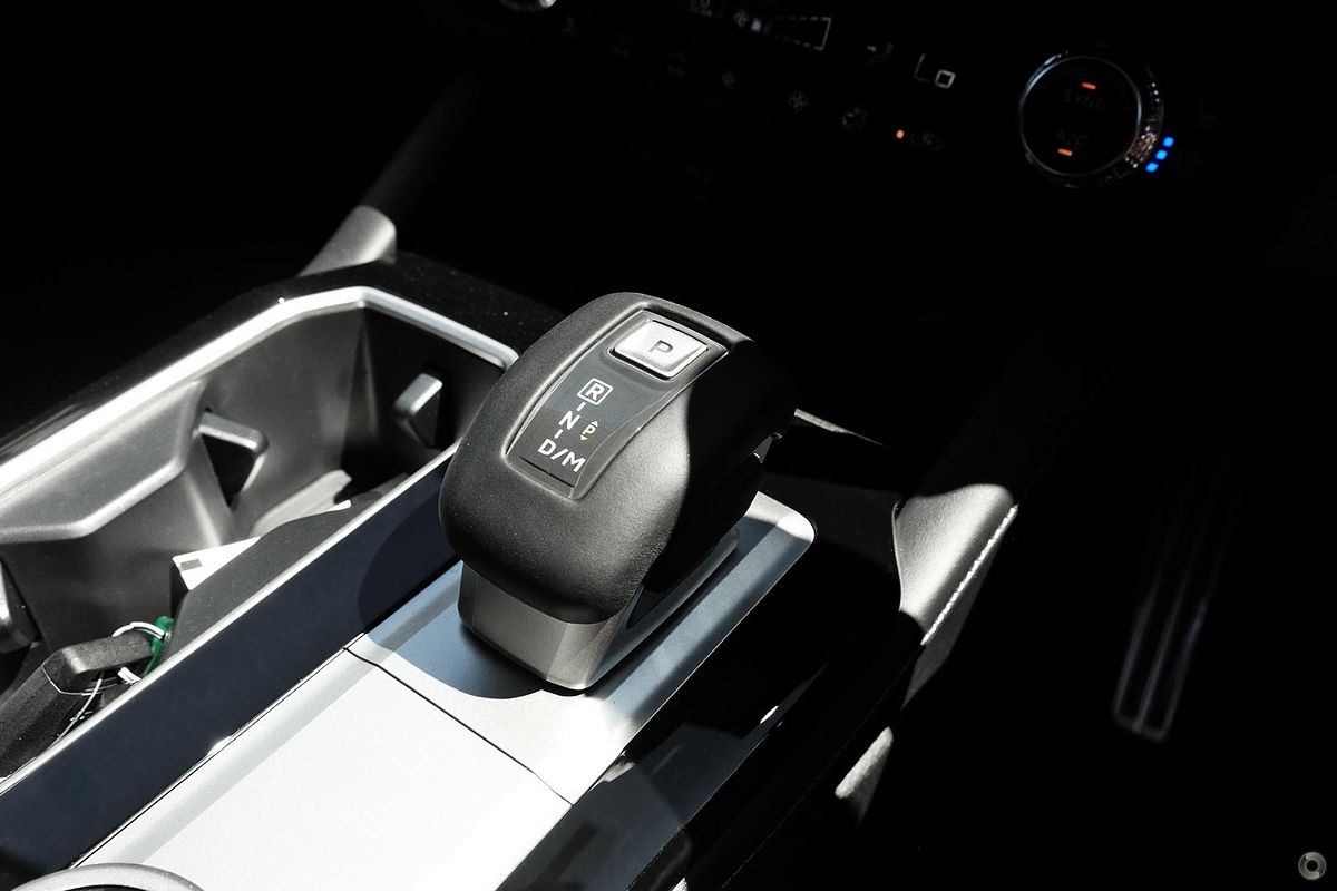 2025 Mitsubishi Outlander Exceed ZM