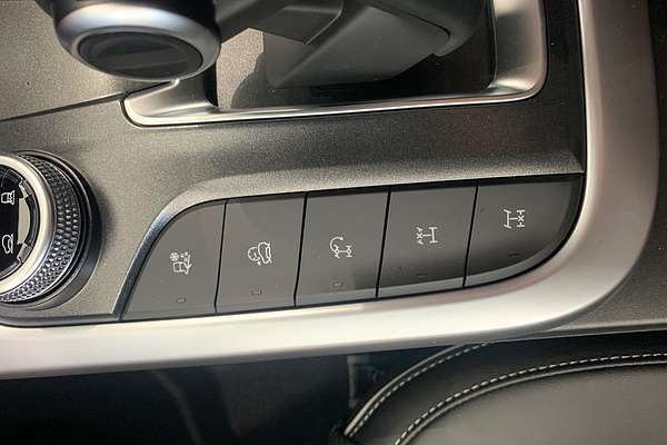 2025 GWM Tank 300 Ultra P01