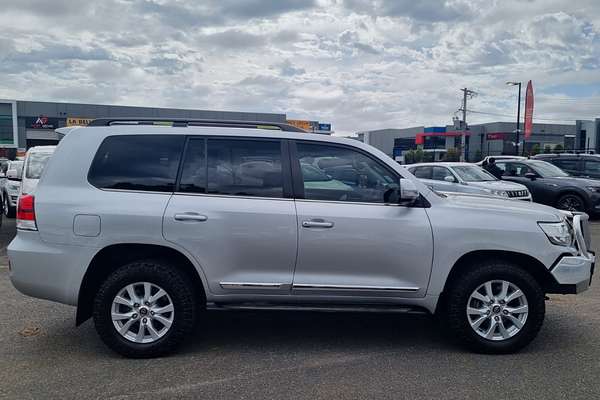 2019 Toyota Landcruiser Sahara VDJ200R
