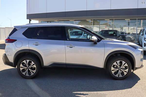 2023 Nissan X-TRAIL ST-L T33