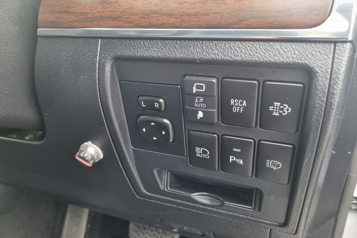 2019 Toyota Landcruiser Sahara VDJ200R