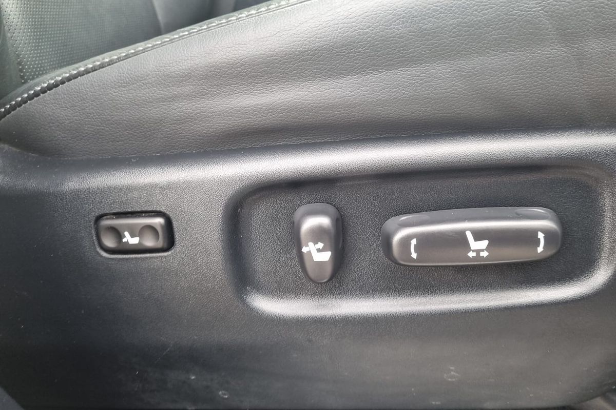 2019 Toyota Landcruiser Sahara VDJ200R