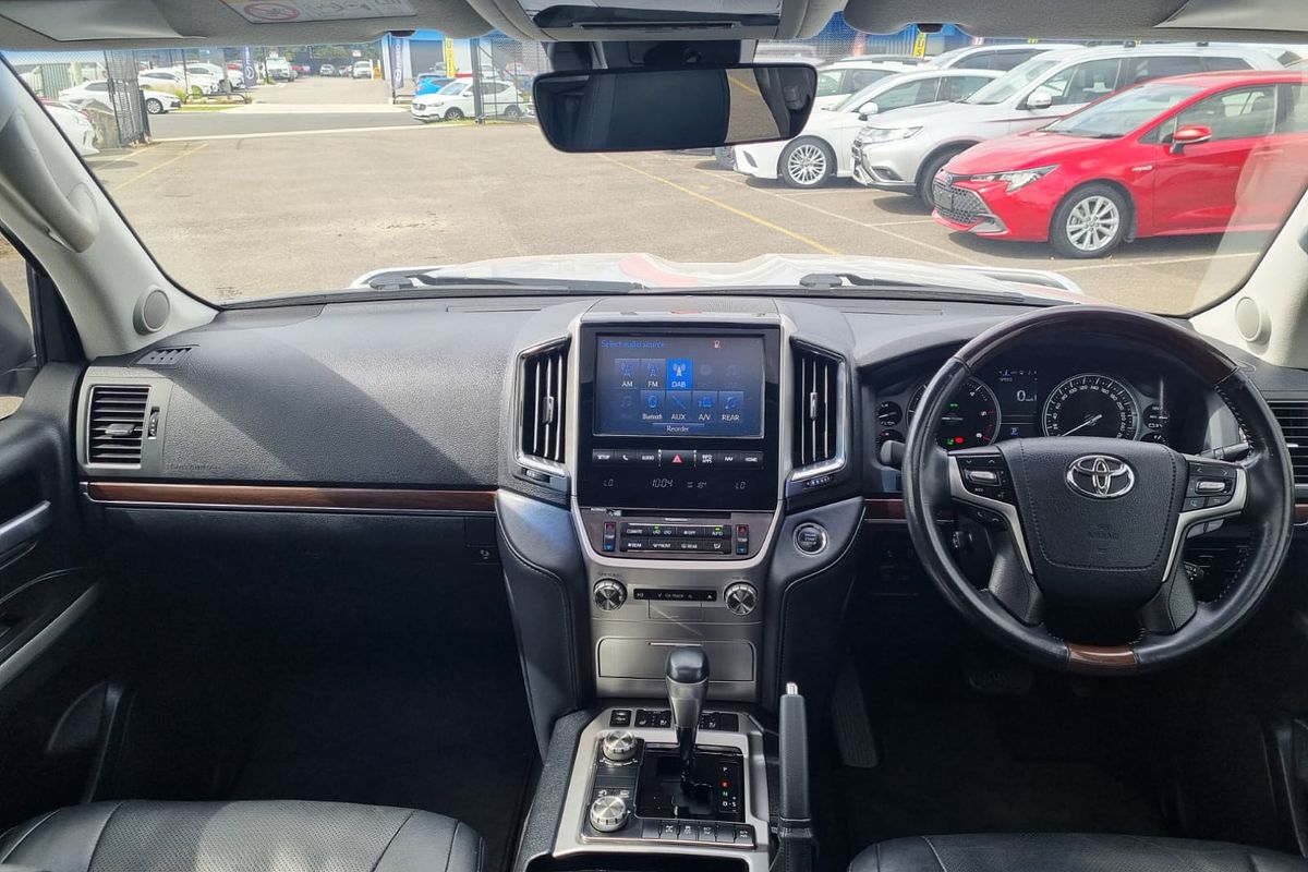 2019 Toyota Landcruiser Sahara VDJ200R