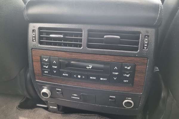 2019 Toyota Landcruiser Sahara VDJ200R