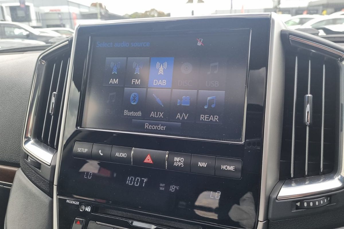 2019 Toyota Landcruiser Sahara VDJ200R