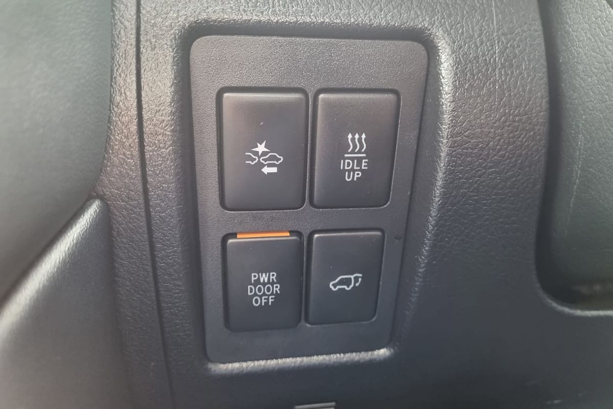 2019 Toyota Landcruiser Sahara VDJ200R