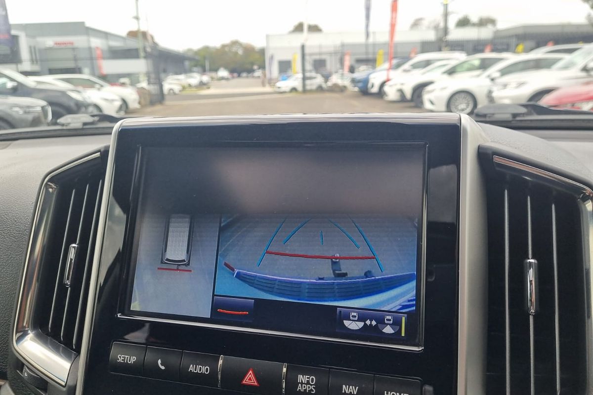 2019 Toyota Landcruiser Sahara VDJ200R