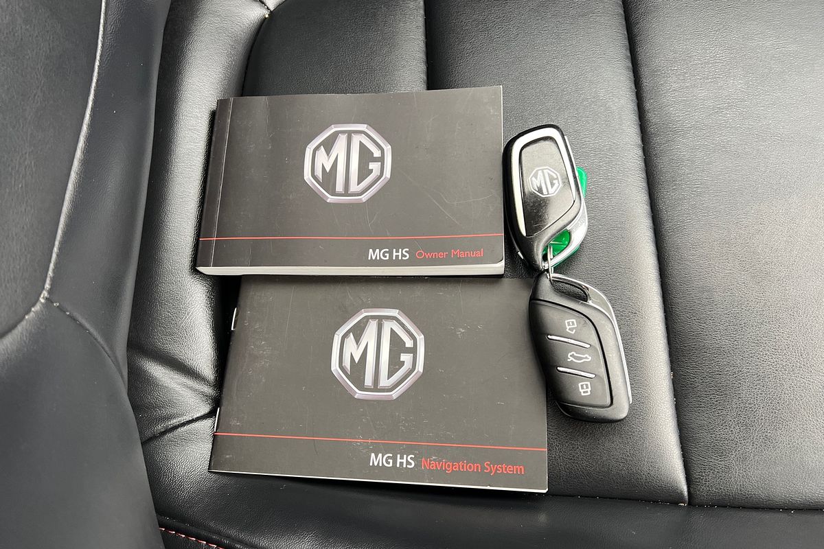 2022 MG HS Excite SAS23