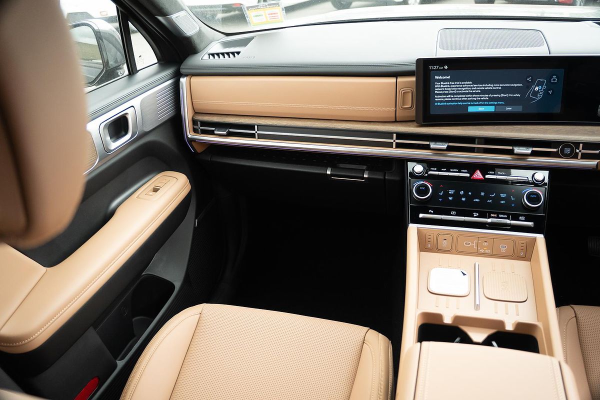 2025 Hyundai Santa Fe Calligraphy MX5.V2