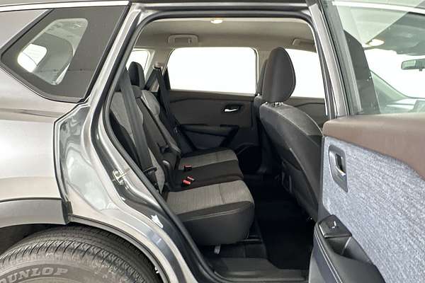 2023 Nissan X-TRAIL ST T33