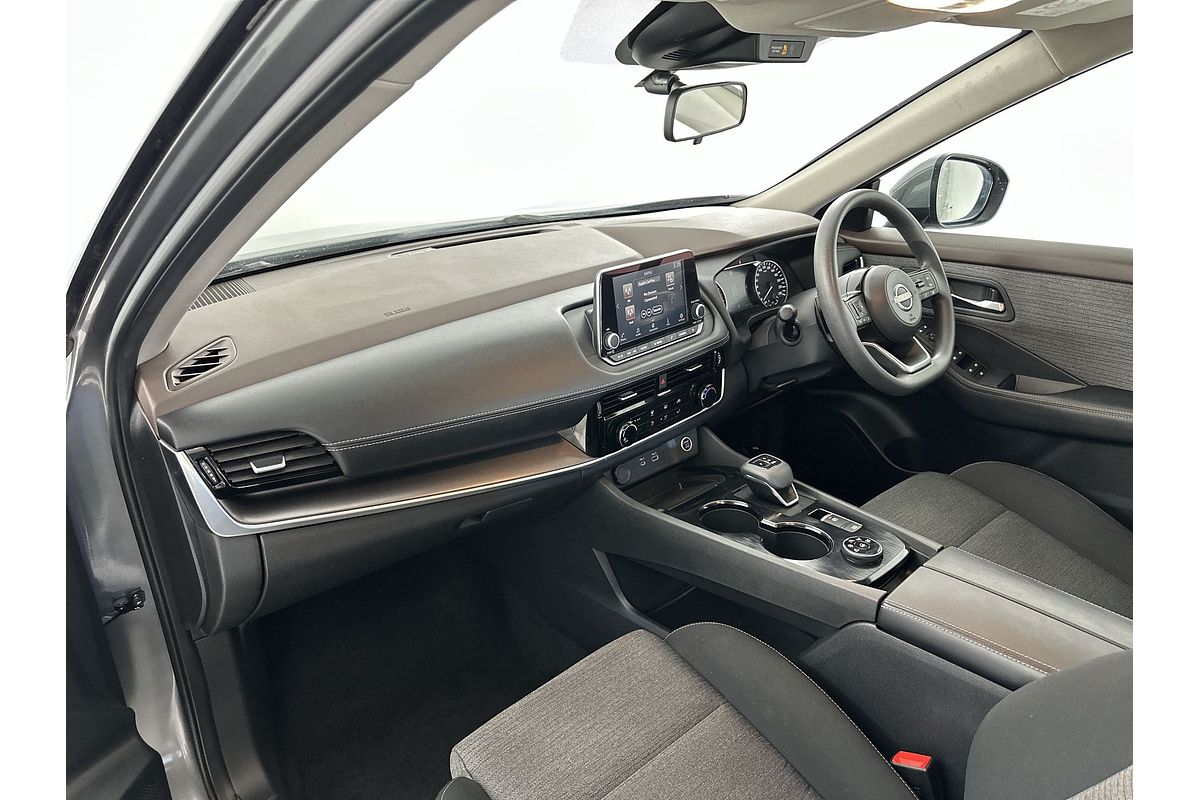 2023 Nissan X-TRAIL ST T33