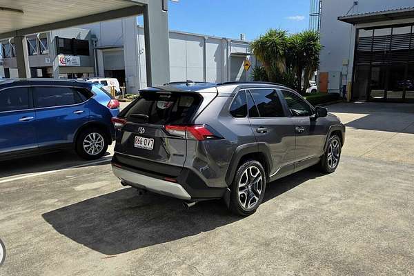 2019 Toyota RAV4 Edge AXAA54R