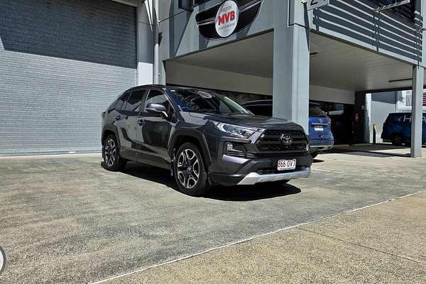 2019 Toyota RAV4 Edge AXAA54R