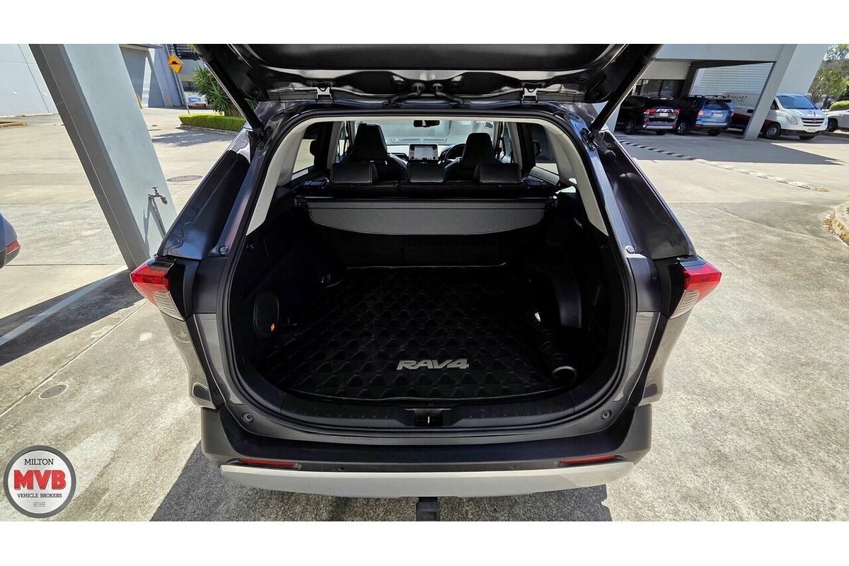 2019 Toyota RAV4 Edge AXAA54R