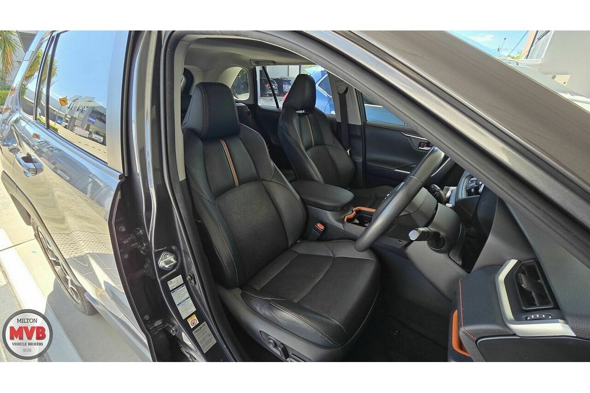 2019 Toyota RAV4 Edge AXAA54R