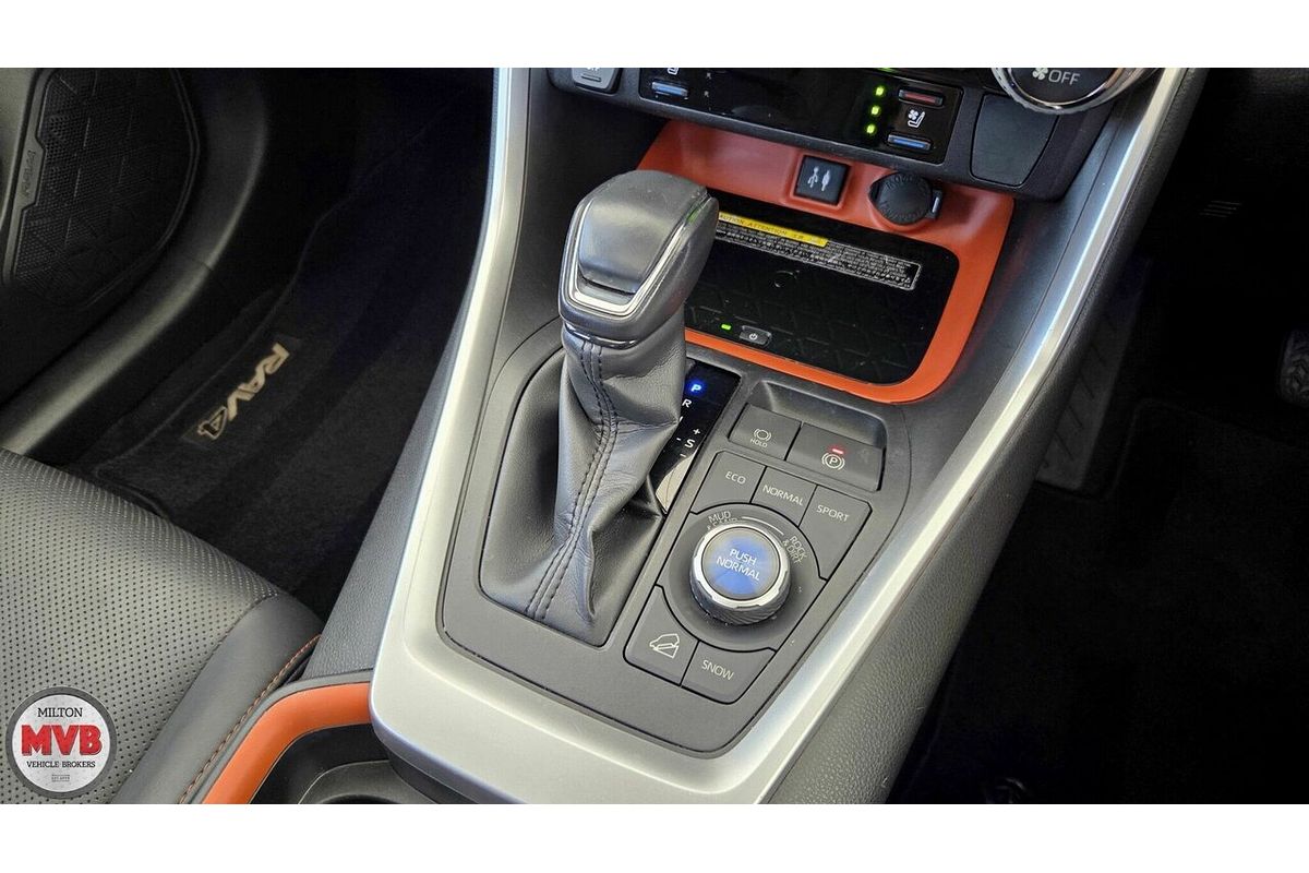 2019 Toyota RAV4 Edge AXAA54R