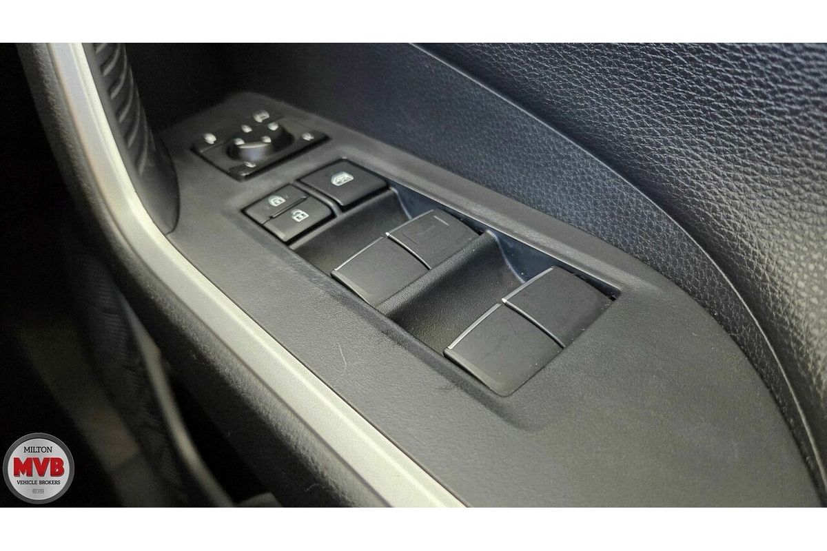 2019 Toyota RAV4 Edge AXAA54R