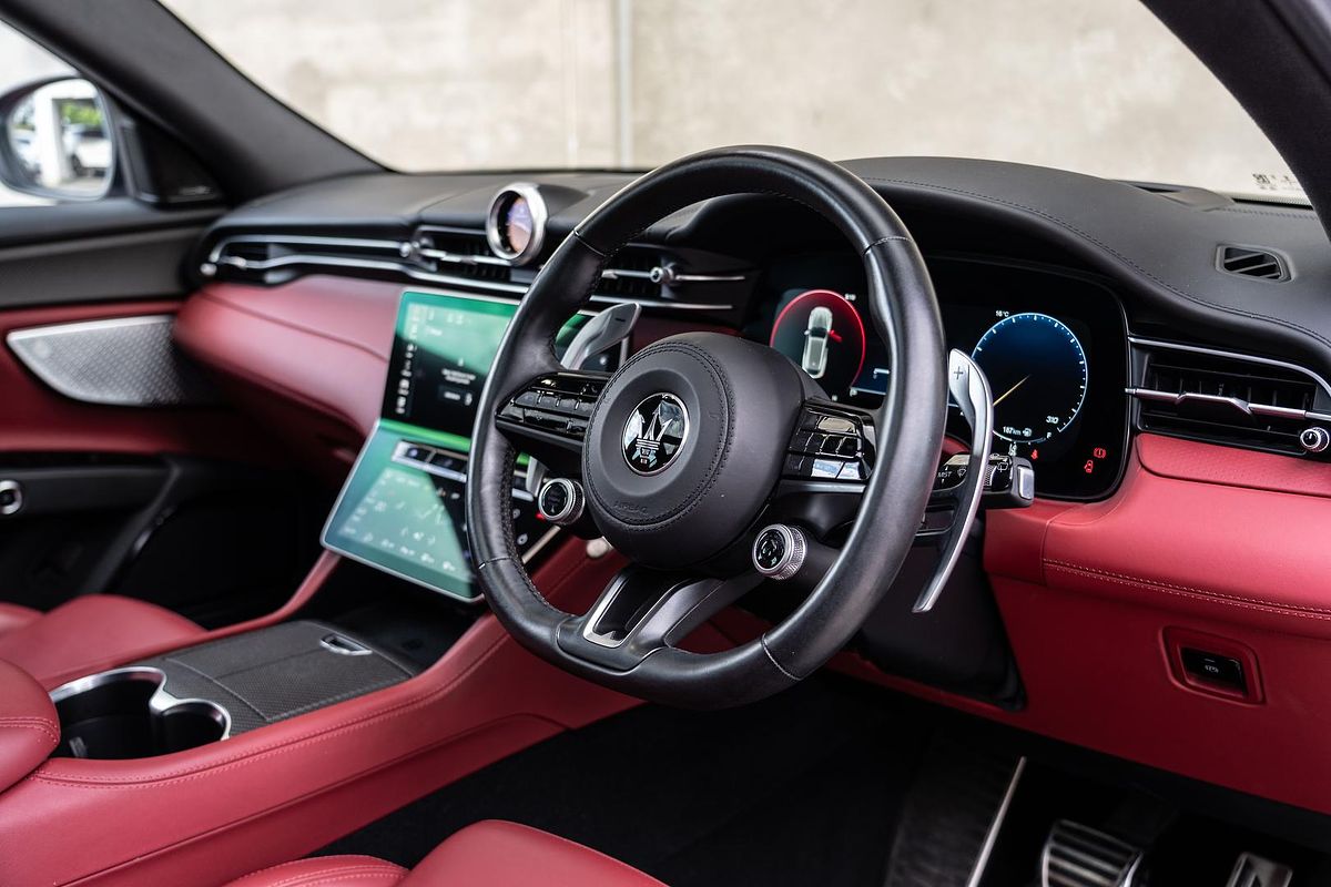 2023 Maserati Grecale Trofeo M182