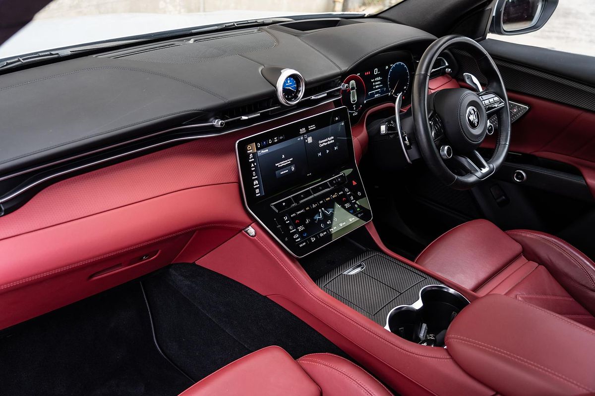 2023 Maserati Grecale Trofeo M182