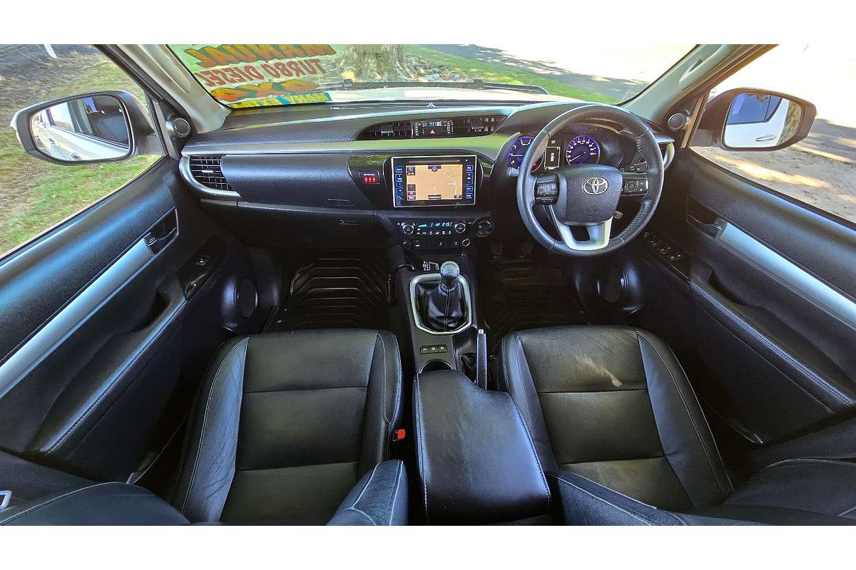 2015 Toyota Hilux SR5 GUN126R 4X4