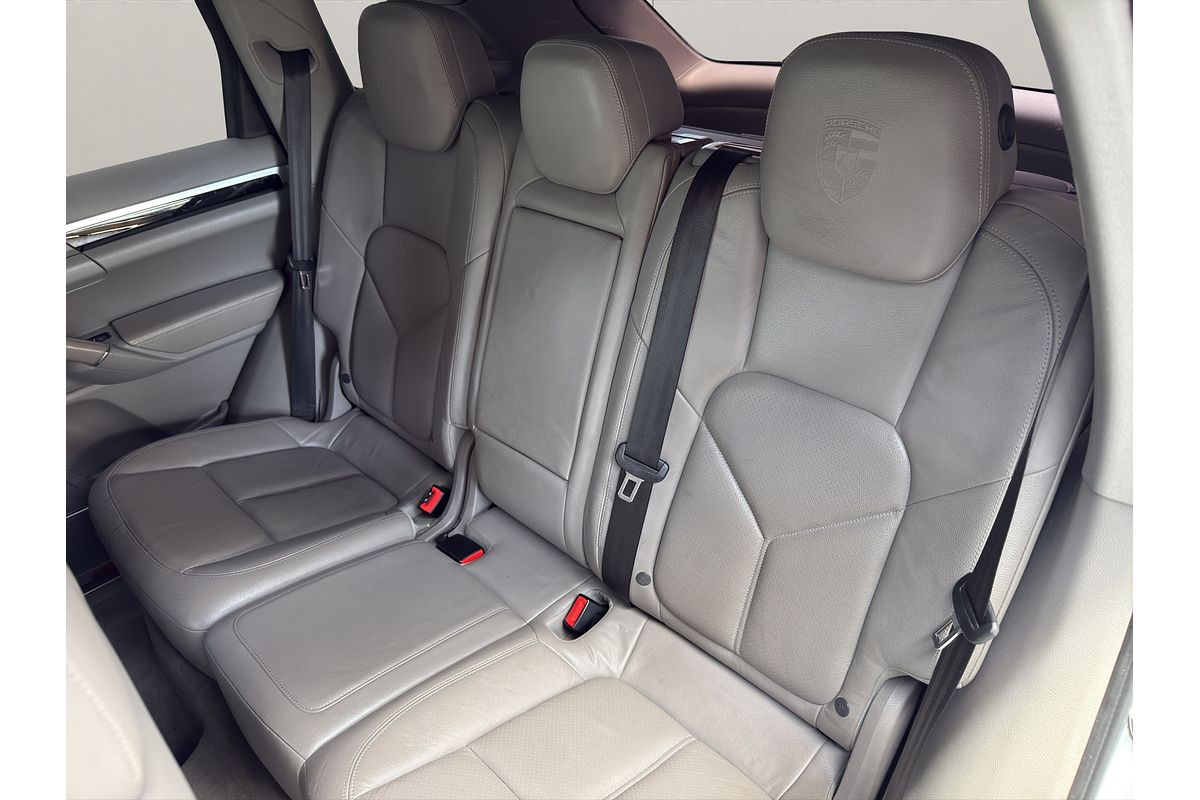 2014 Porsche Cayenne DIESEL PLATINUM EDIT