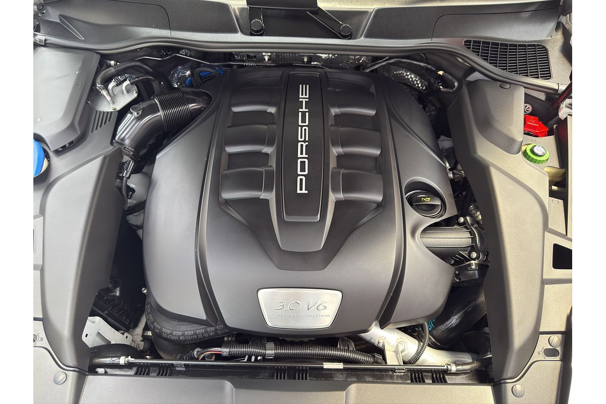 2014 Porsche Cayenne DIESEL PLATINUM EDIT