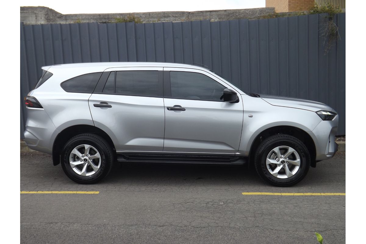 2025 Isuzu MU-X LS-M