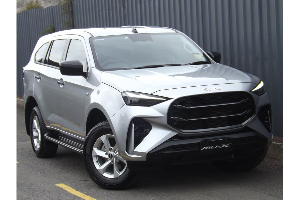 2025 Isuzu MU-X LS-M